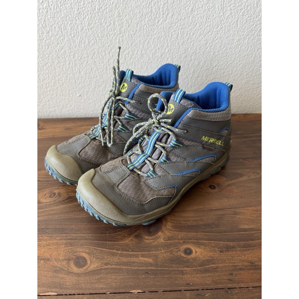 Merrell Chameleon MK262305 Gray Hiking Shoes Sneakers Boot Mid Top 5M Waterproof
